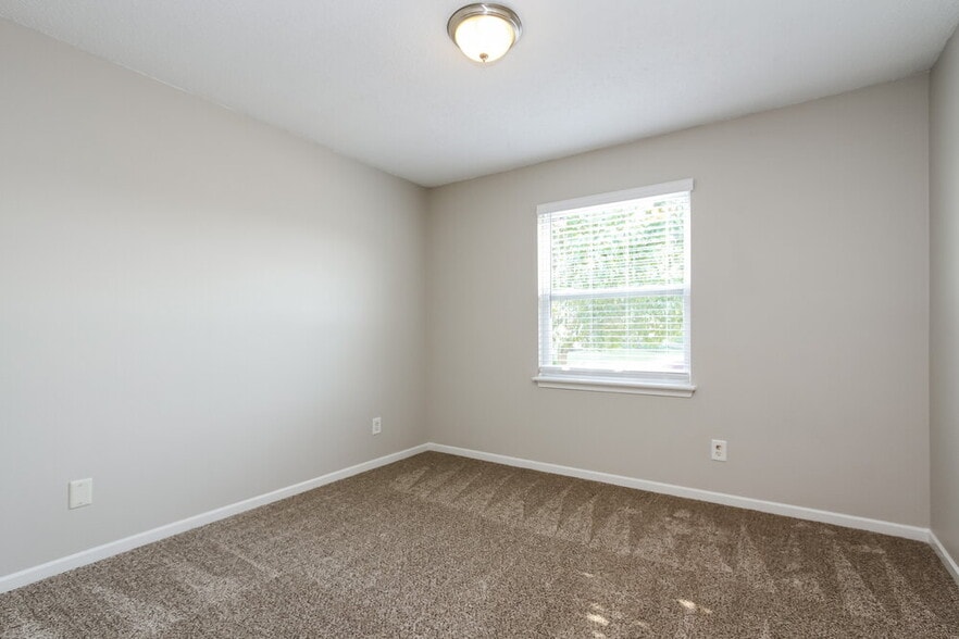 Building Photo - 6715 Everbloom Ln