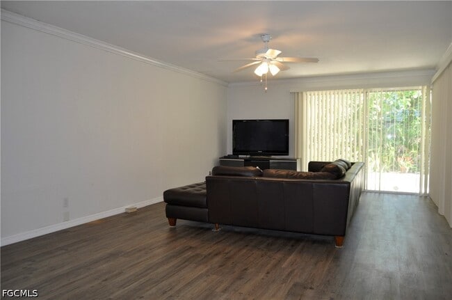 Building Photo - 1435 Alcazar Ave