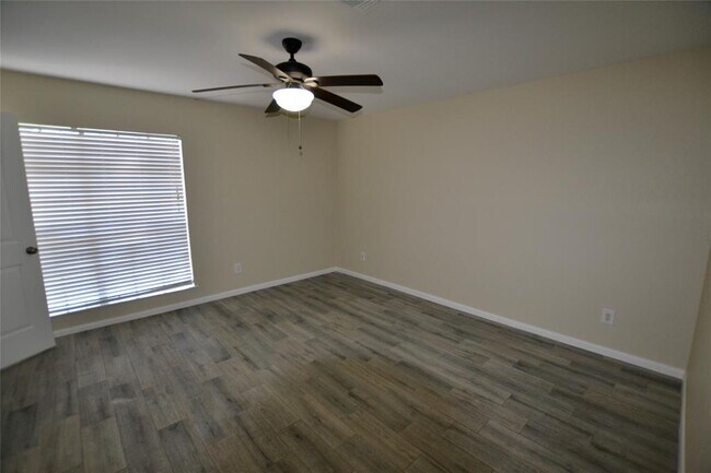 Building Photo - 18507 Wood Glen Ln