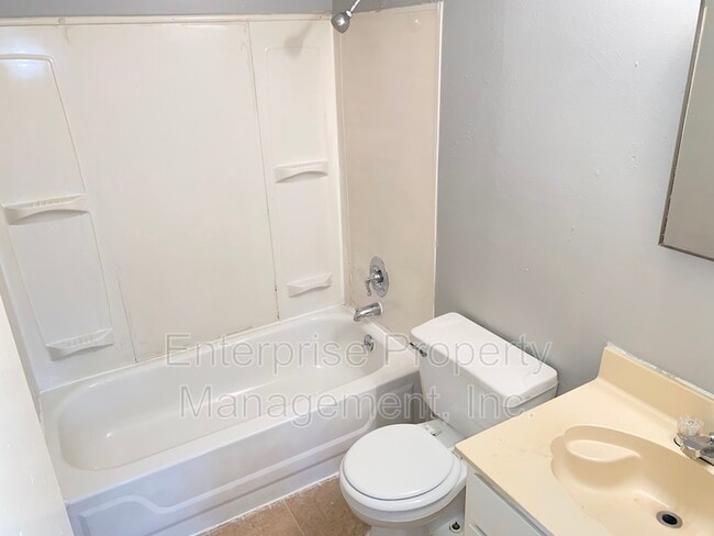 Building Photo - 3681 Barberry St