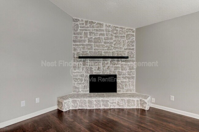 Building Photo - 4428 Pilgrim Way