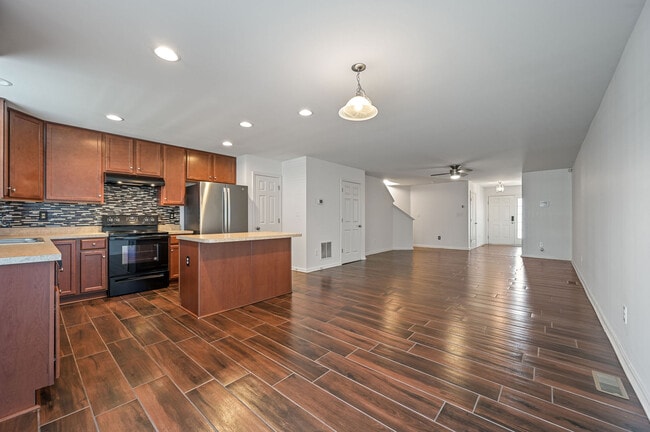 Building Photo - 14 Dilworthtown Dr