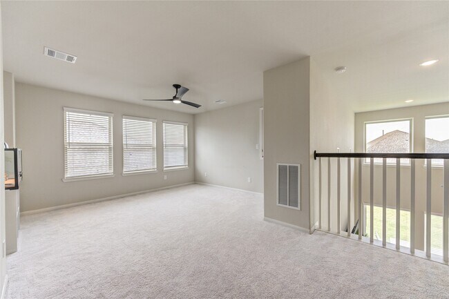 Building Photo - 7735 Wright Wood Dr