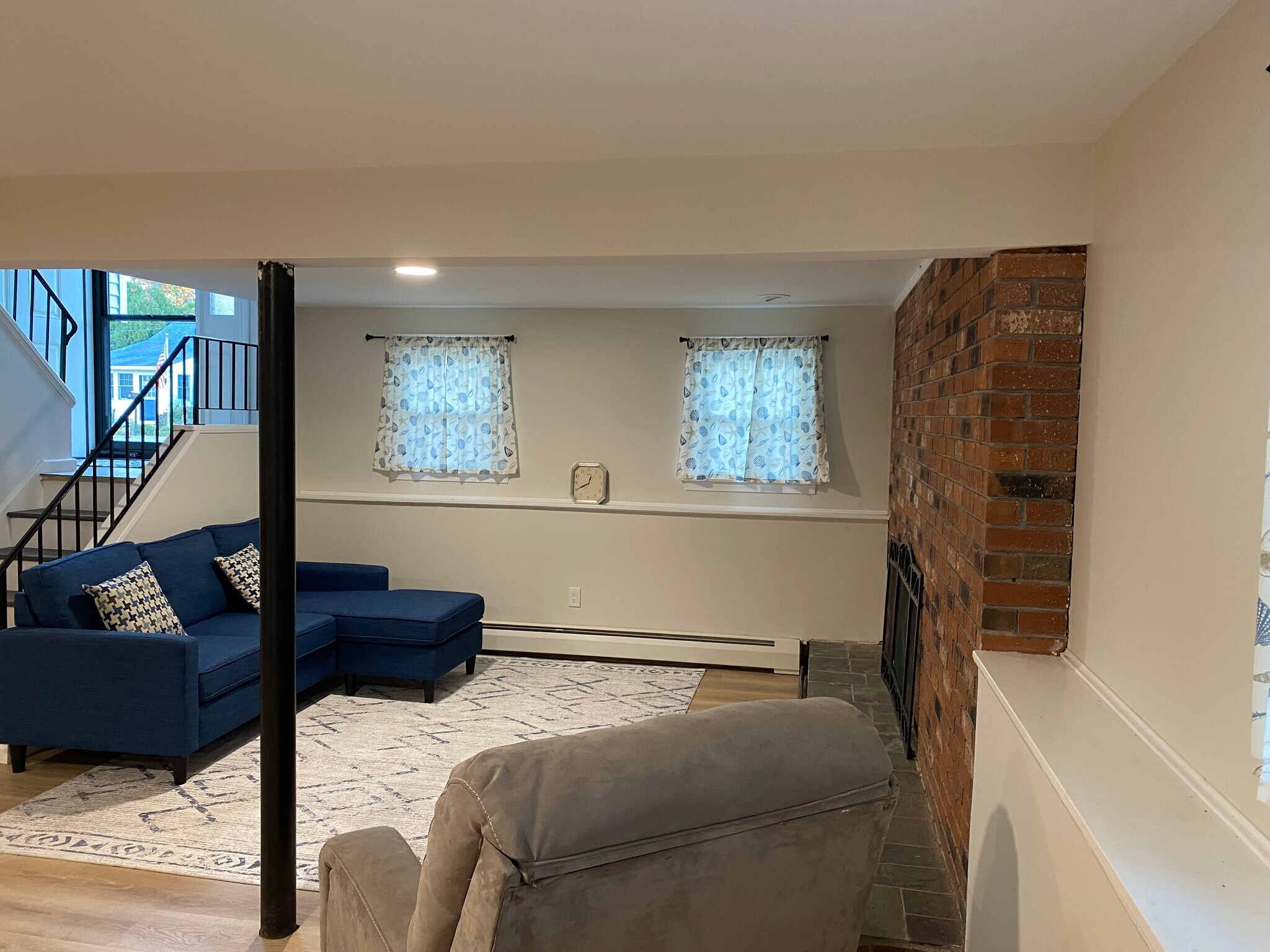 Building Photo - 18 Prospect St