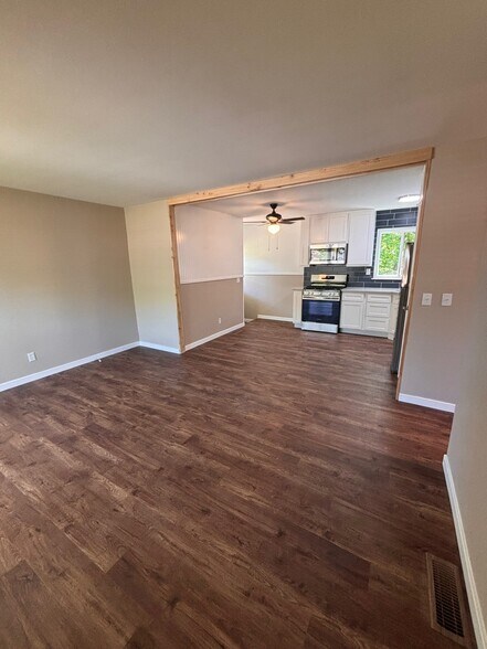 Building Photo - 1483 Noche Ct