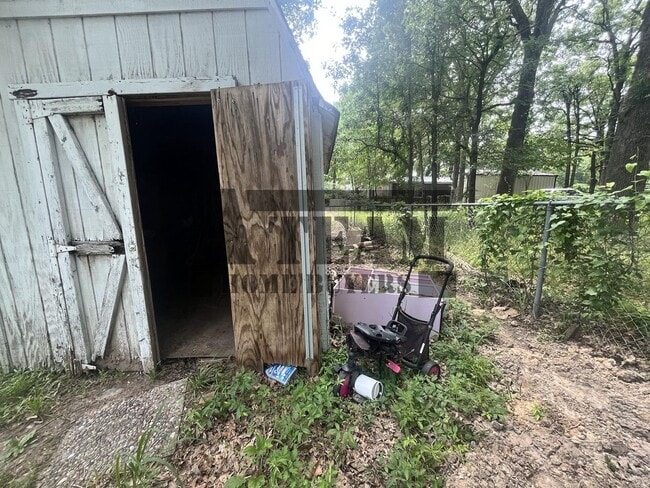 Building Photo - Fully Remodeled 2 Bedroom 2 Bath in Gun Ba...