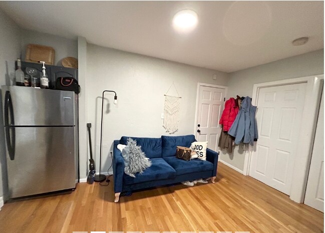 Building Photo - 181 Bowen St