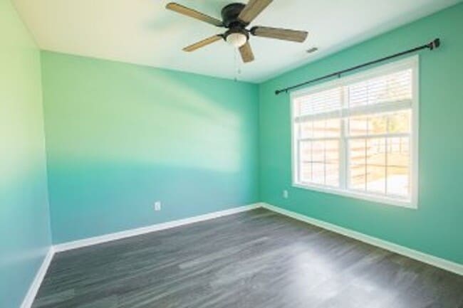 Building Photo - 111 Harvest Moon Dr