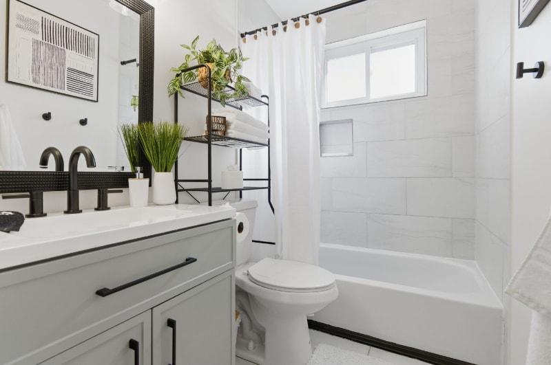 Building Photo - 361 Cherry St