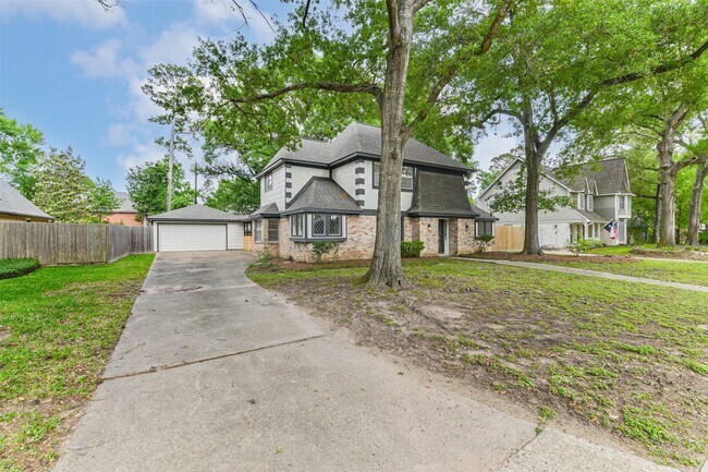 Building Photo - 12910 Ivyforest Dr