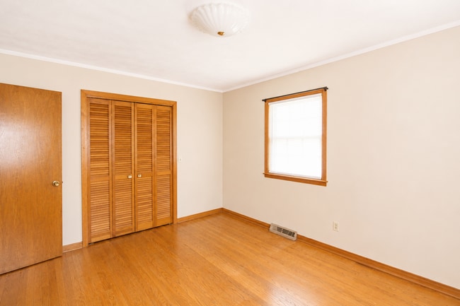 Building Photo - 3-Bedroom Home with Finished Basement, Garage & Huge Yard
