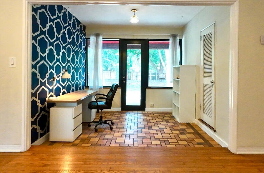 Building Photo - 183 NE 89th St