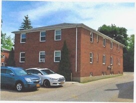 Building Photo - 192 Linden Ave