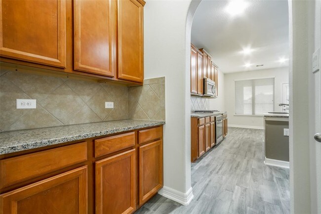 Building Photo - 9964 Ash Creek Ct