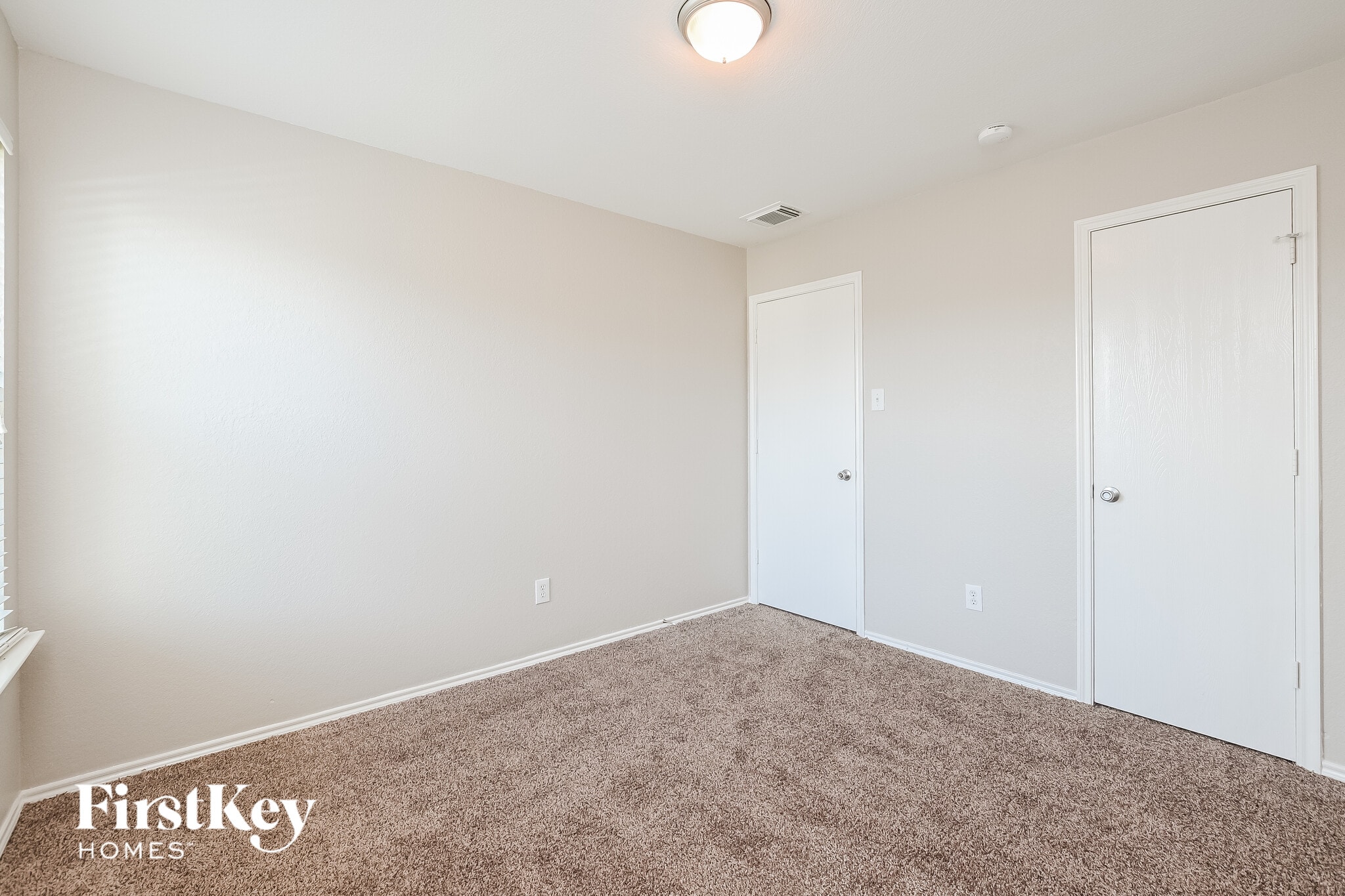 Building Photo - 8143 Chancewood Ln