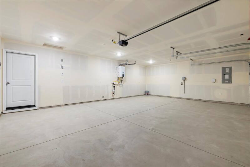 Building Photo - 20420 Owl Creek Ave