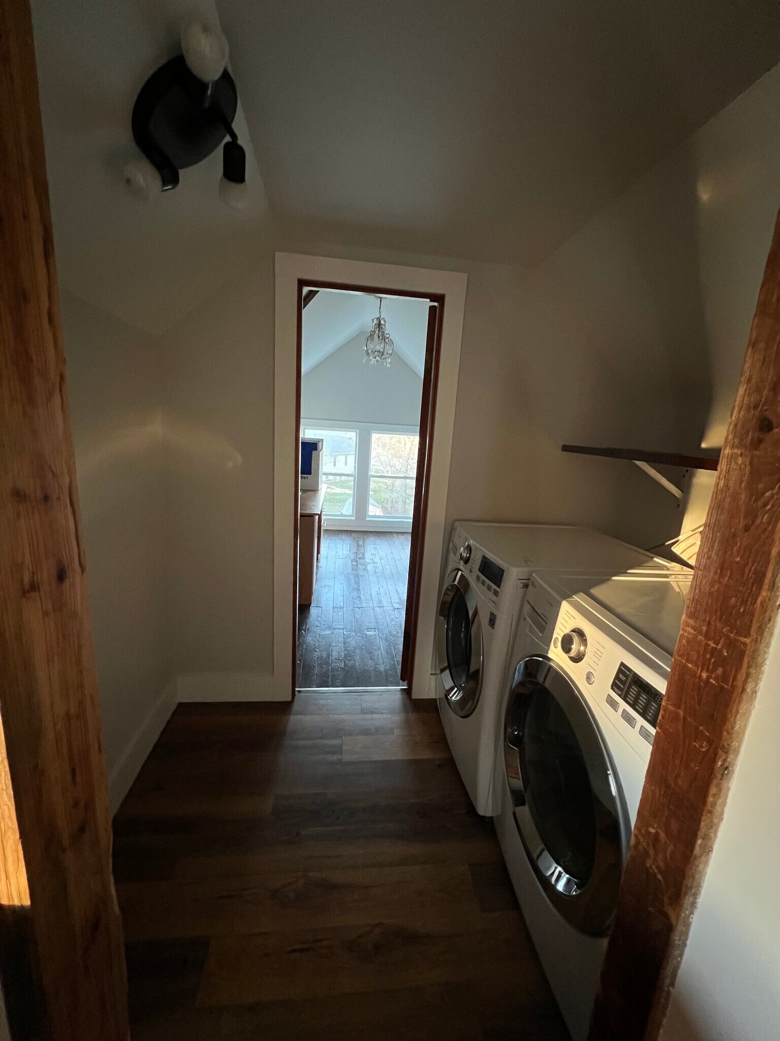 In Unit Laundry - 317 Freehauf St
