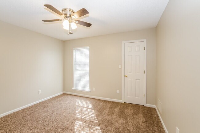 Building Photo - 5078 Mabry Ln