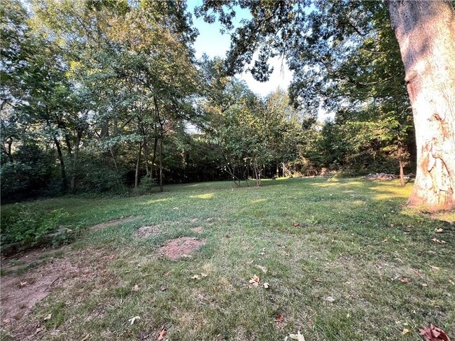 Building Photo - 1531 Austin Dr