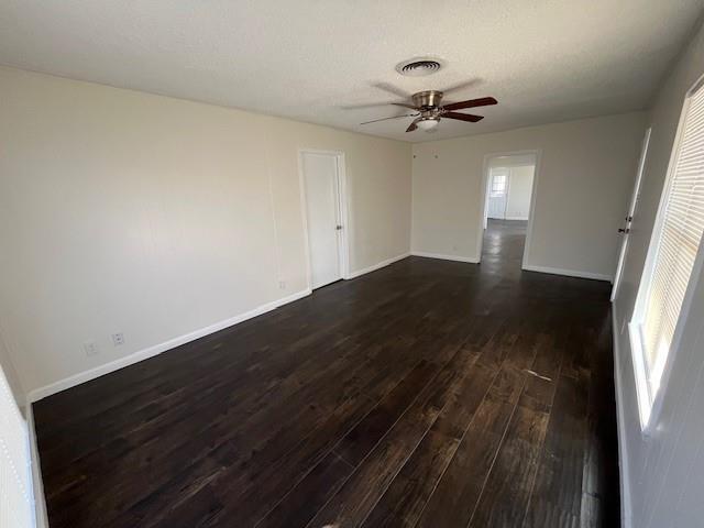 Building Photo - 5706 Lee St