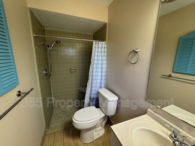 Building Photo - 2379 Conway Blvd