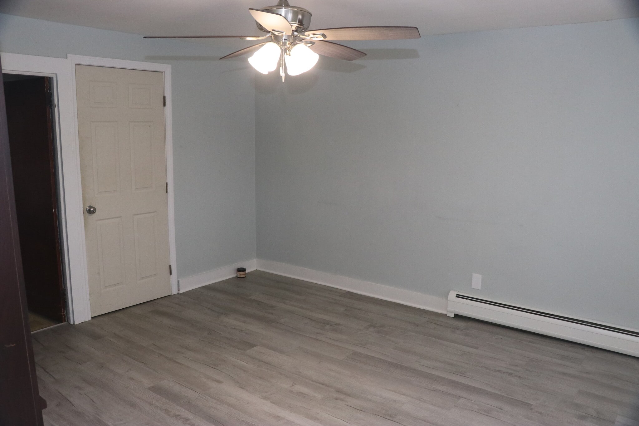 Living Room - 2 - 43 Congregational St