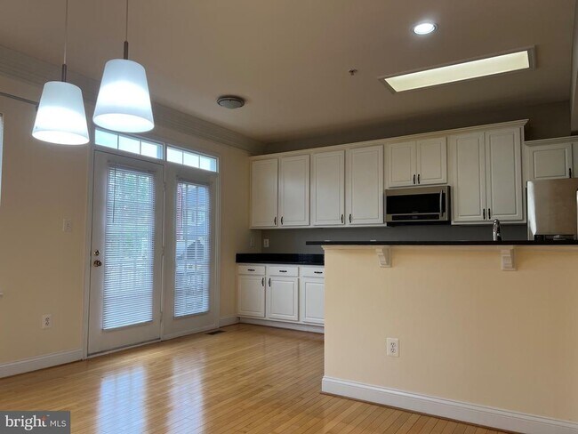 Building Photo - 23429 Clarksridge Rd