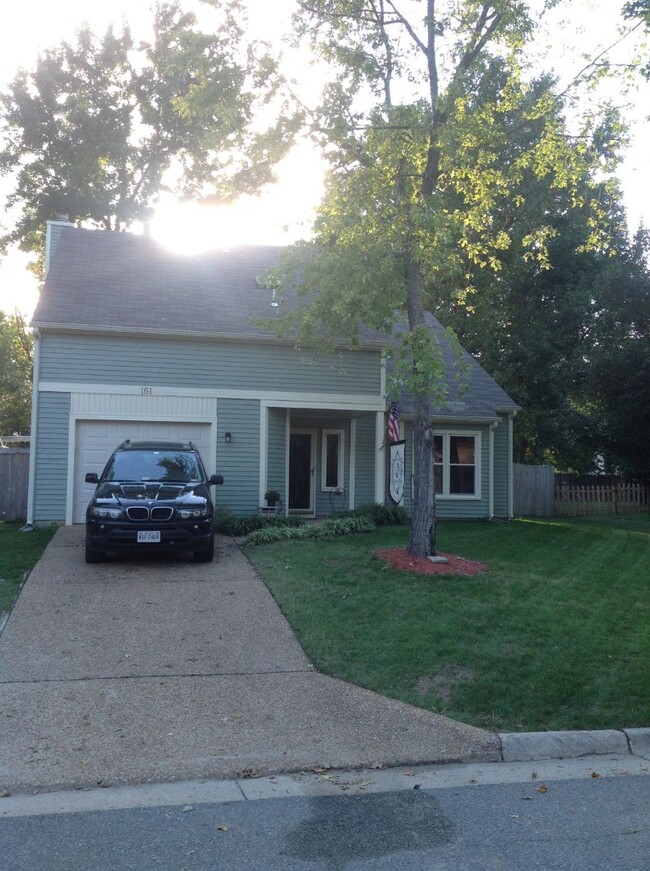 Primary Photo - 161 Coventry Ln