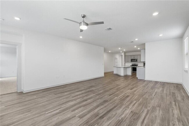 Building Photo - Gorgeous home available August 1!