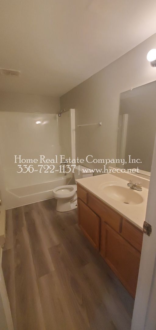 Building Photo - 1400 W Academy St