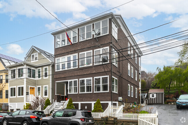 Building Photo - 19 Malvern Ave