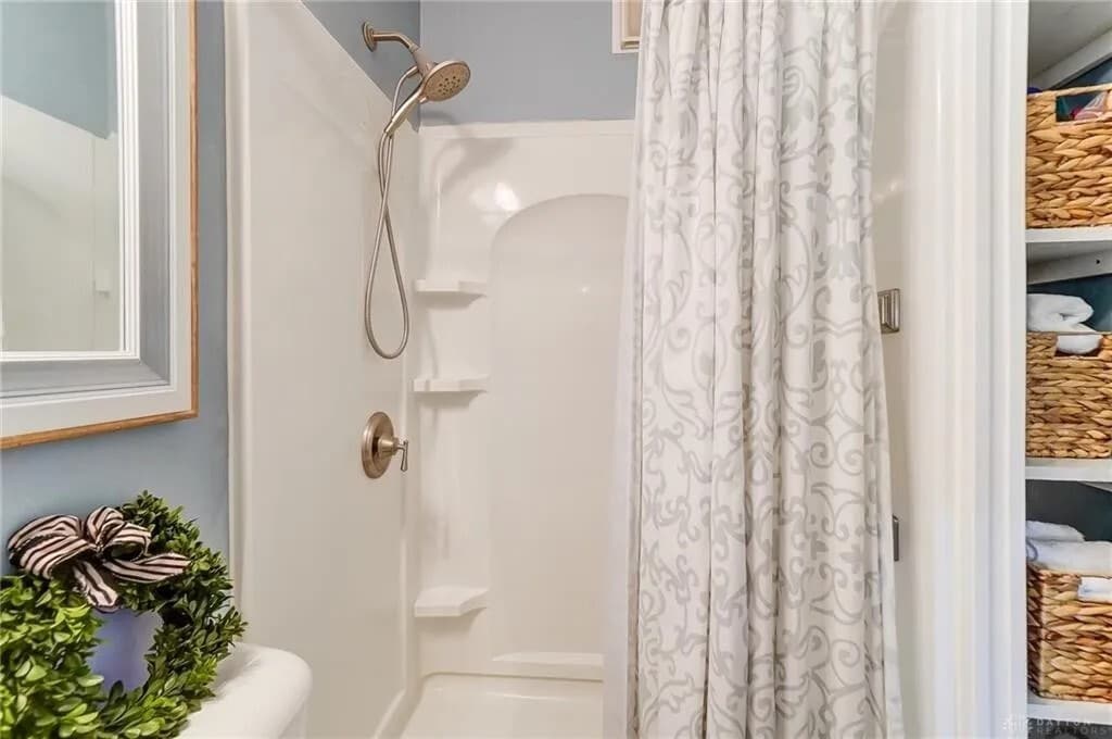 Building Photo - 4816 Eastern Ave