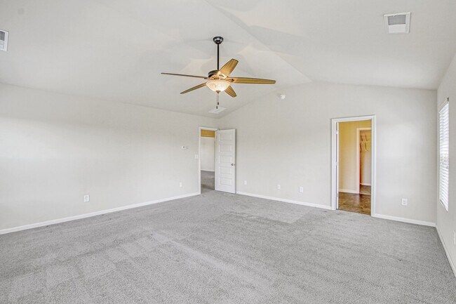 Building Photo - 4639 Southwind Rd