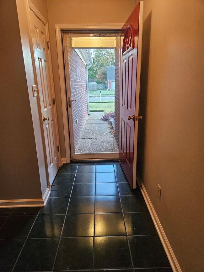 Building Photo - Available Now!   half off first months rent special!