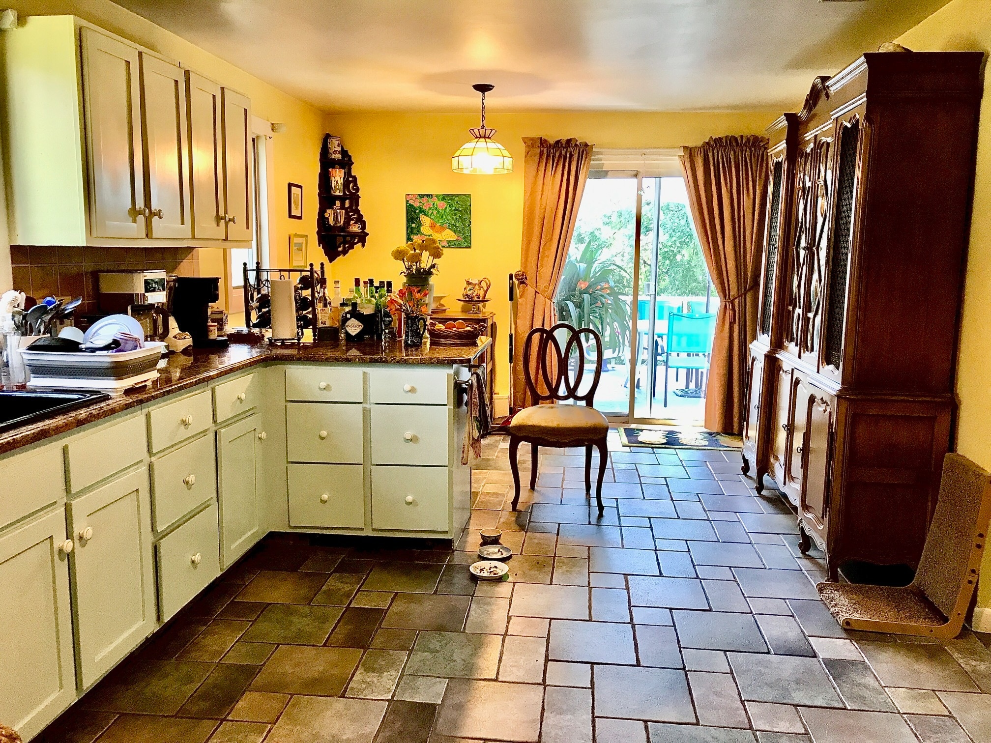 Kitchen - 17 Marathon St