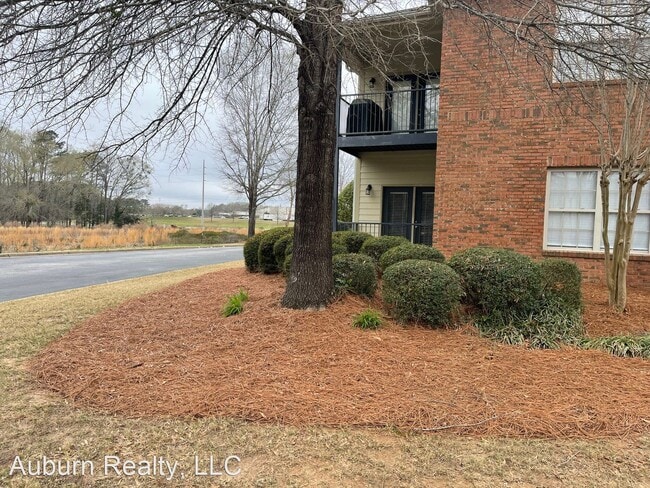Building Photo - 1 br, 1 bath House - Condos at Mill Creek ...