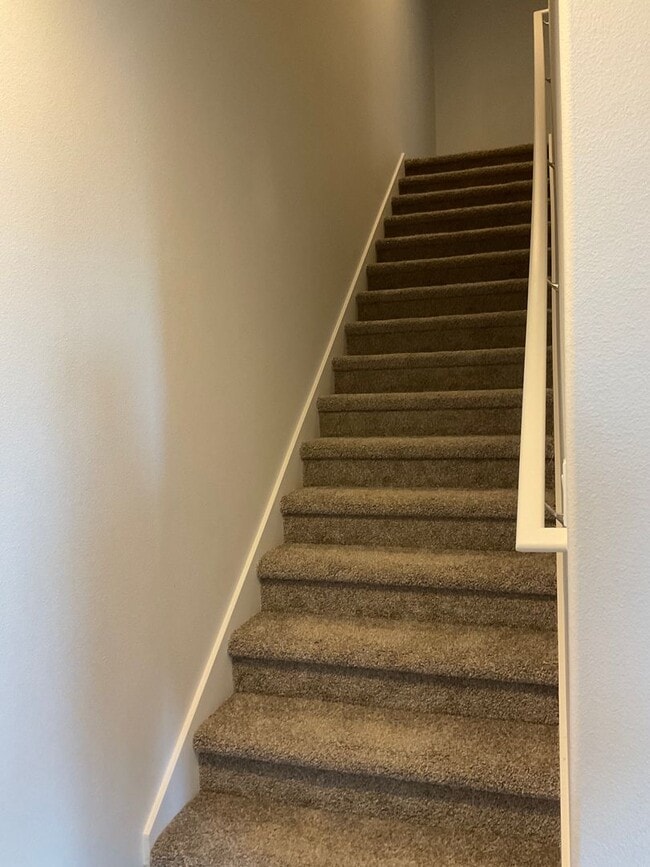 Building Photo - 627 Koontz Rd