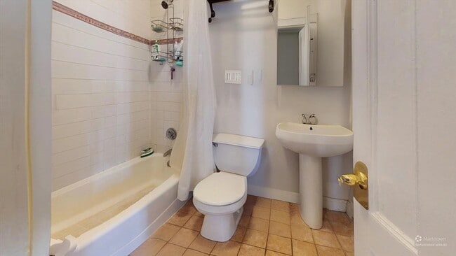 Building Photo - 48 Eustis St