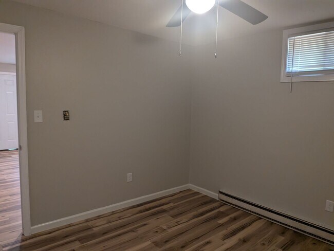 Building Photo - 1071 Kathryn