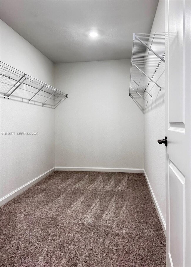 Building Photo - 974 Bent Creek Dr