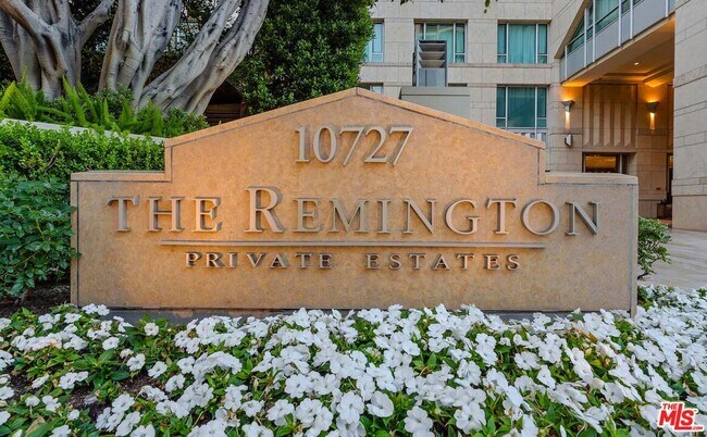 Building Photo - 10727 Wilshire Blvd