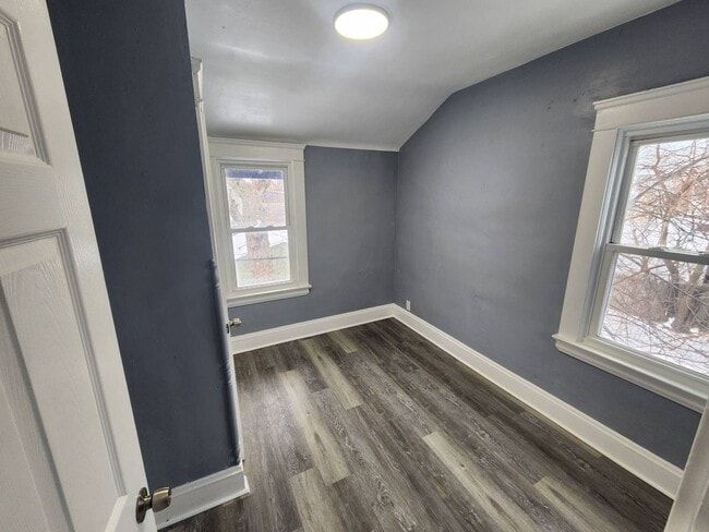 Building Photo - 1140 E 144th St
