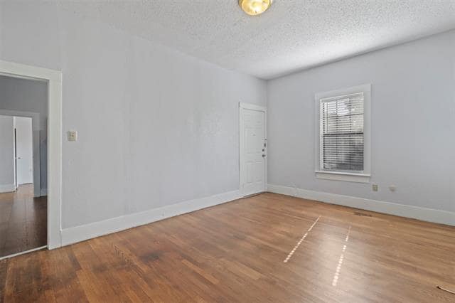 Building Photo - 516 Mill St