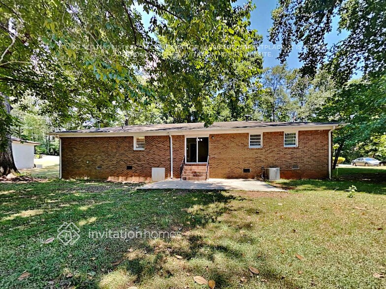 Building Photo - 1557 Virginia Pl