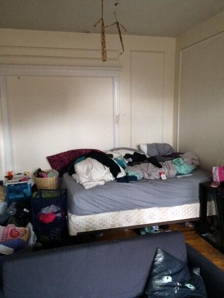 Building Photo - 45 Ashford St