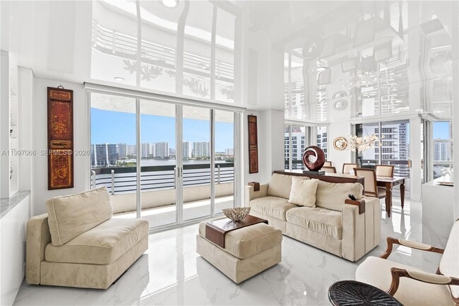 Building Photo - 19101 NE 36th Pl