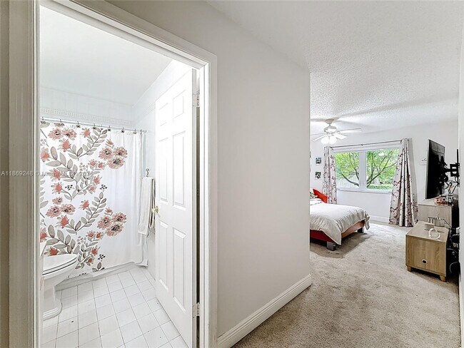 Building Photo - 10462 SW 121st St