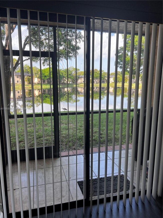 Building Photo - 158 NW 92nd Ave