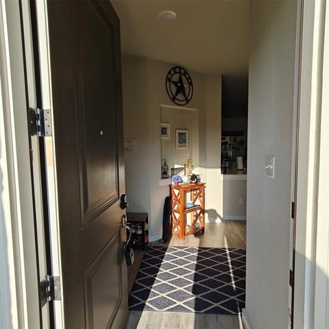 Building Photo - 1308 Creekbank Dr