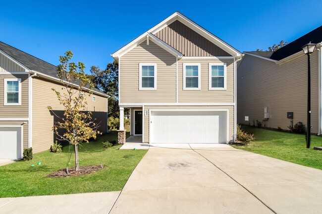 Building Photo - 231 Merry Oak Ln